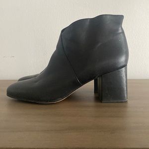 Via Spiga black leather ankle boots. Size 10 US / 40 EUR